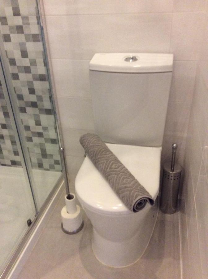 Whome Modern 1-bed With Ac & Private Terrace Lejlighed *
